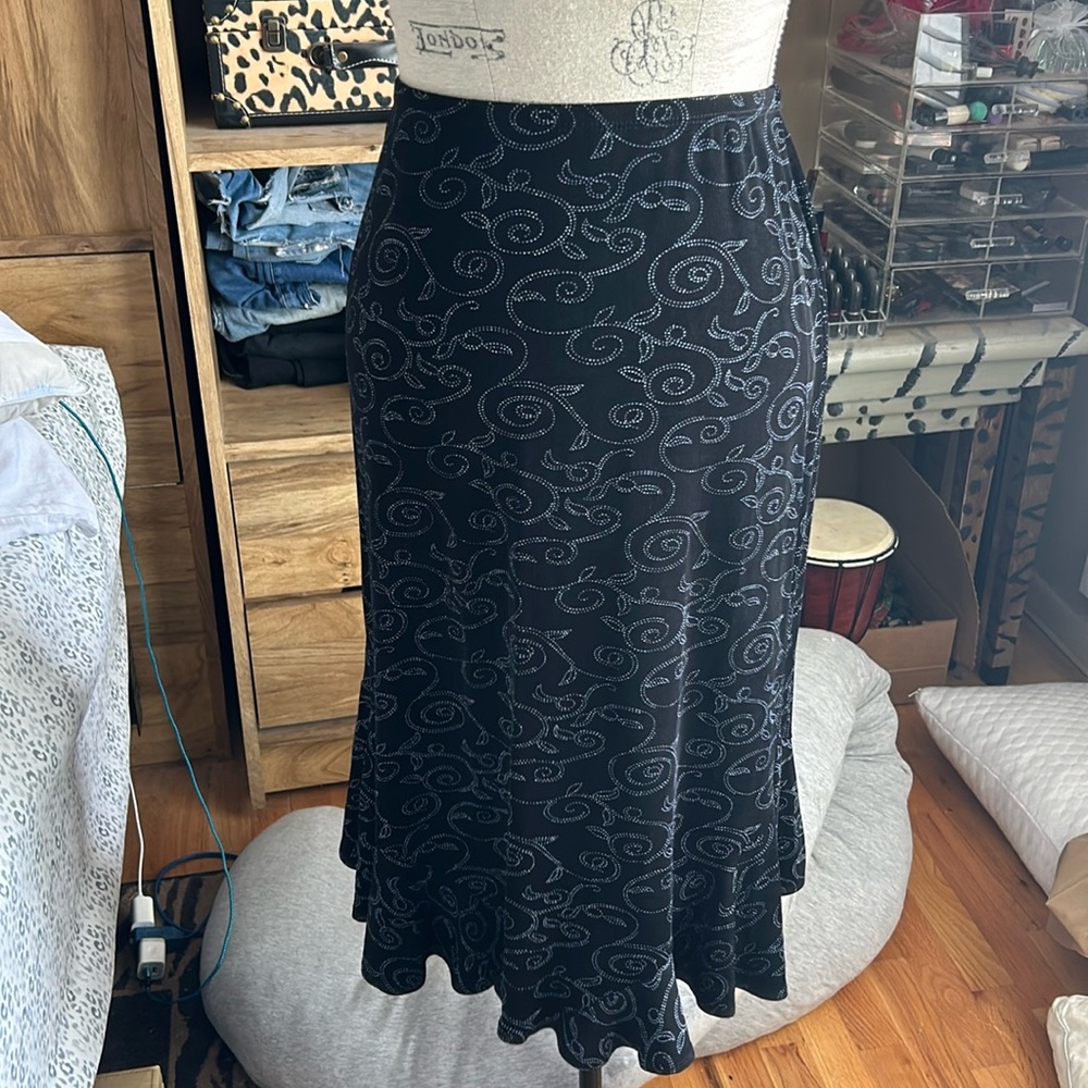 Sybelle Stretch Paisley Printed Skirt - Medium